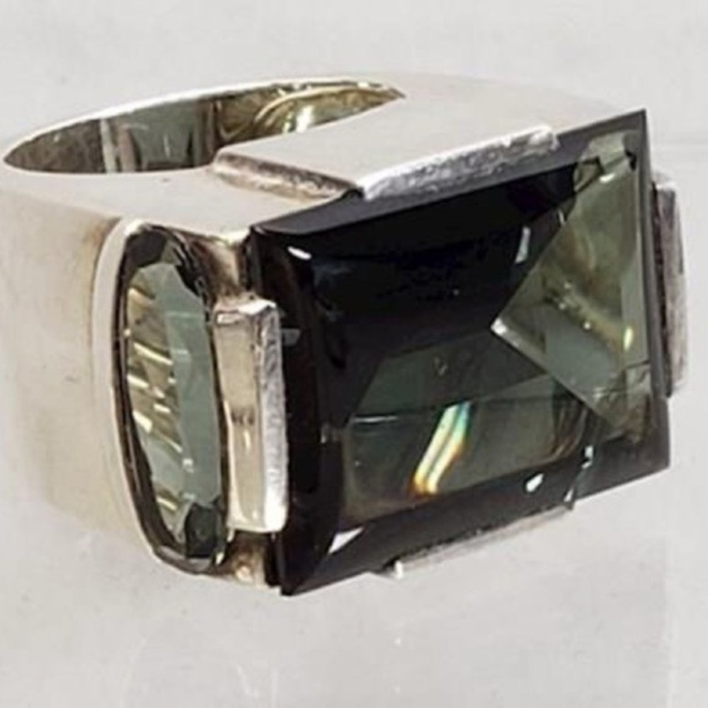 Vintage Swarovski Paris Sterling Silver Green Crystal Ring Size 5.5 Box